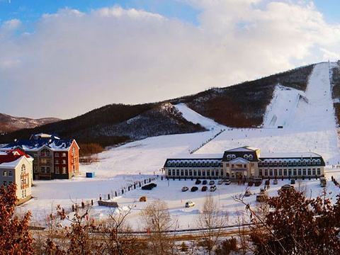 金龍山滑雪場