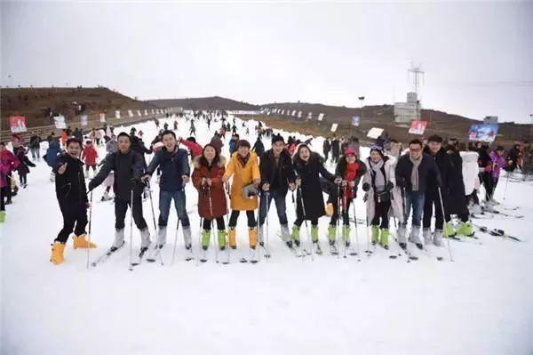 小型滑雪場投資多少錢