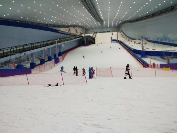喬波室內滑雪場 喬波室內滑雪場