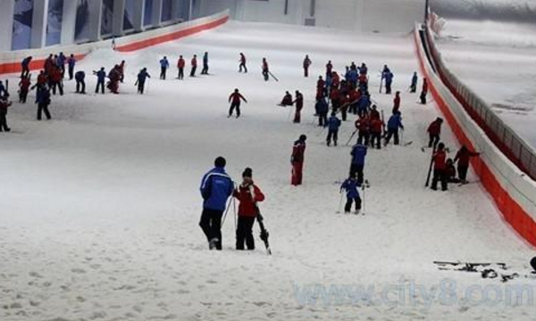 上海銀七星室內滑雪 上海銀七星室內滑雪