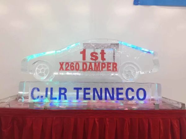 創(chuàng)意注酒冰雕